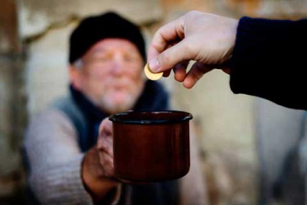 رؤيا الصدقة في المنام , الصدقة في المنام للمراة العزباء